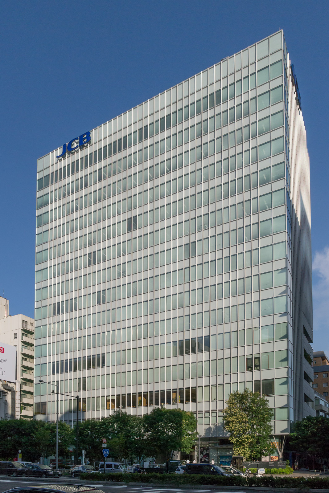 位於日本東京都港區的JCB總部大樓
